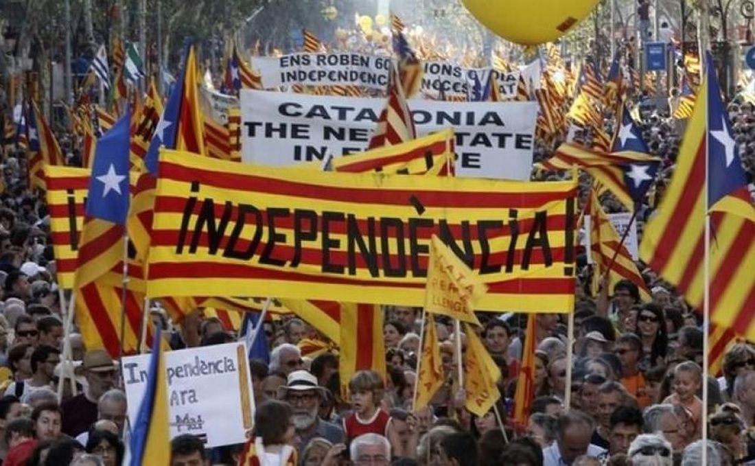 Καταλονία: Η ισπανική εισαγγελία ζήτησε την φυλάκιση εννέα ατόμων
