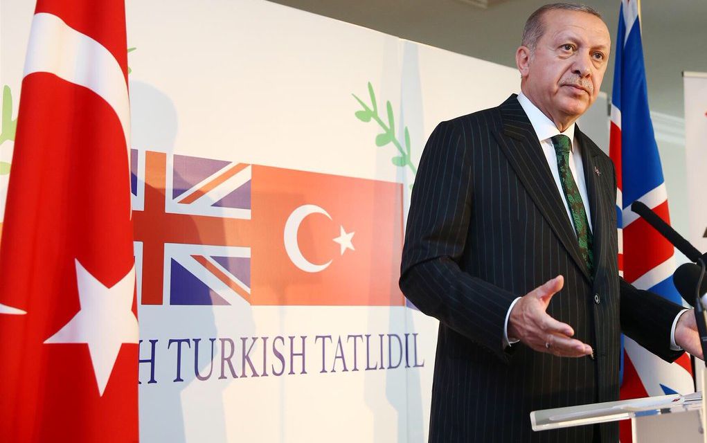 Ξεκίνησε η επίσημη επίσκεψη Ερντογάν στη Βρετανία, «σύμμαχο πολύτιμη και αξιόπιστη»