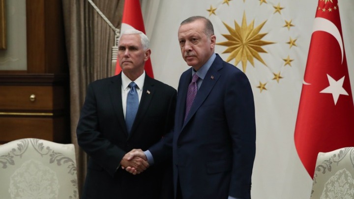 Κατάπαυση του πυρός στη Συρία: Η συμφωνία, η συνάντηση Πενς-Ερντογάν και η απαίτηση του Τούρκου Προέδρου