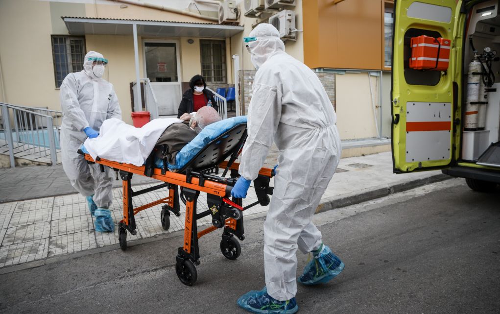 Κορονοϊός: Κατέληξε 95χρονος στη Νίκαια – 297 οι νεκροί