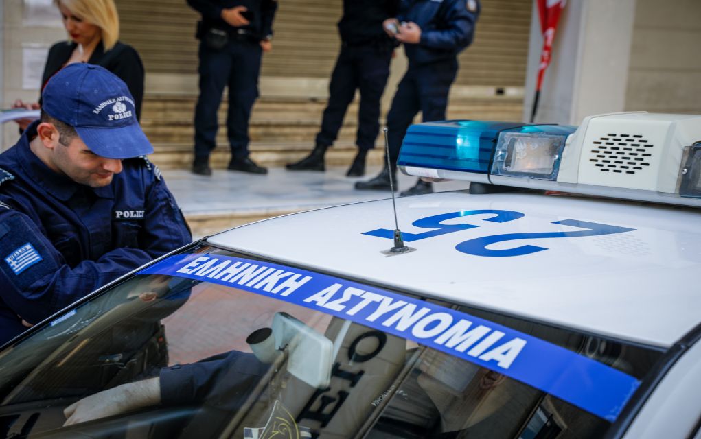 Θεσσαλονίκη: Τέσσερις συλλήψεις για διακίνηση μεταναστών
