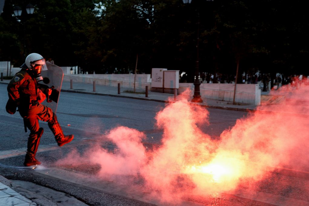 Αθήνα: Ένταση στην πορεία για τον Τζ. Φλόιντ