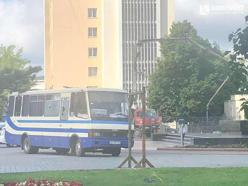 Ουκρανία: Απελευθερώθηκαν οι επιβάτες του λεωφορείου που κρατούνταν όμηροι