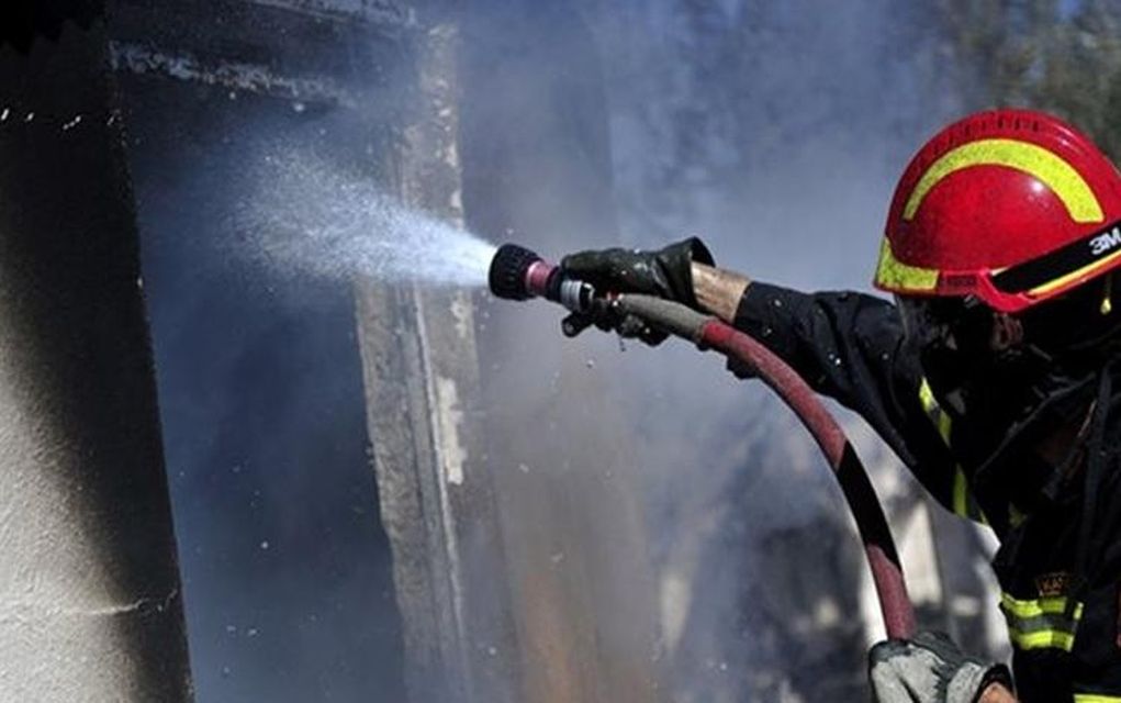 Θεσσαλονίκη: ΙΧ τυλίχθηκε στις φλόγες