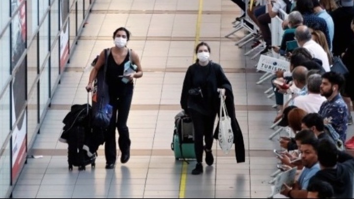 Ζάκυνθος: Τουρίστριες με κορονοϊό "δραπέτευσαν" από το ξενοδοχείο καραντίνας – Συνελήφθησαν στο αεροδρόμιο