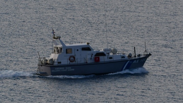 Ολοκληρώθηκε η επιχείρηση διάσωσης από το Λιμενικό στην Κύθνο - Σώοι οι 6 επιβαίνοντες