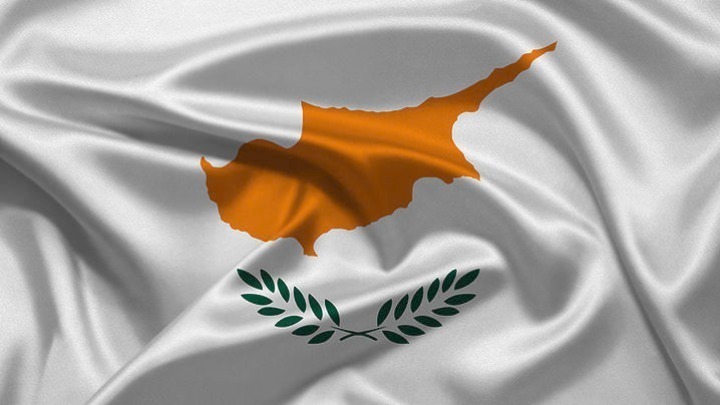Σταθερή διατηρεί την πιστοληπτική ικανότητα της Κύπρου ο Standard & Poor’s