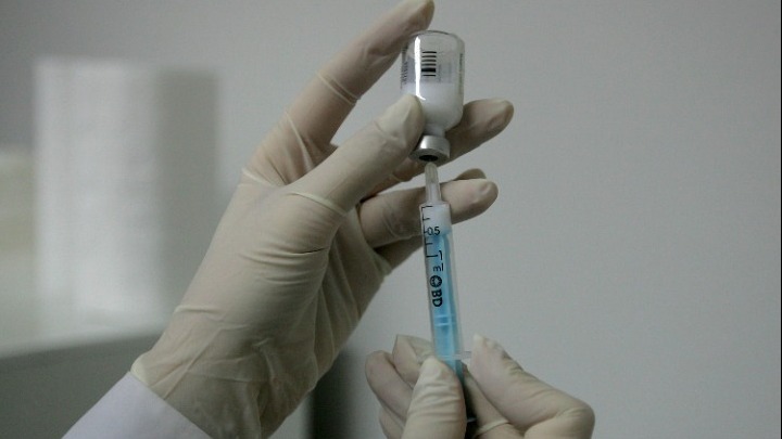 Πλαστά πιστοποιητικά εμβολιασμού: Έρευνα από την εισαγγελία