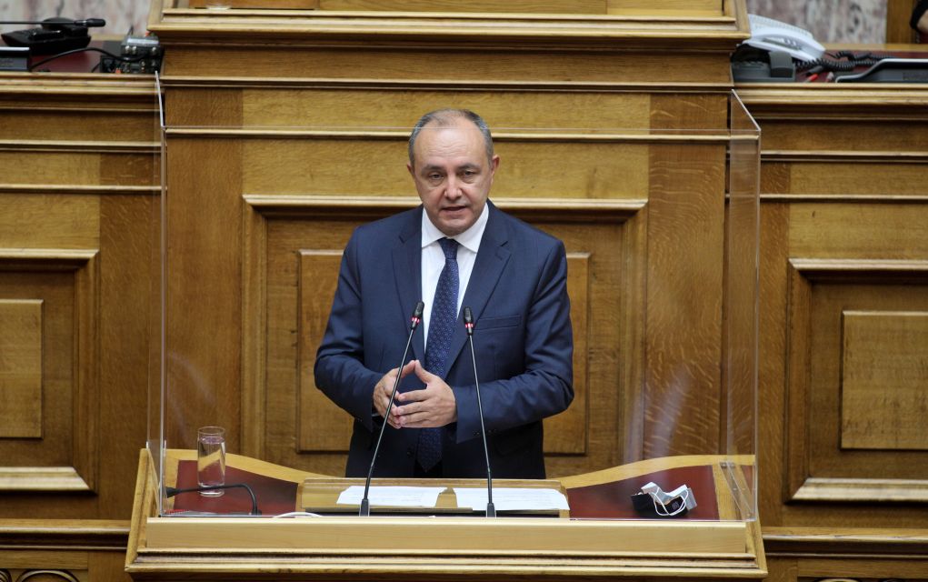 Καράογλου στη Βουλή: "Δε νοείται οι ομογενείς μας να είναι Έλληνες στα ξένα και ξένοι στην Ελλάδα"