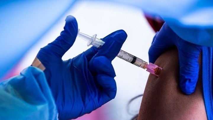 Θεμιστοκλέους - Θεοδωρίδου: Σήμερα στις 18.00 ανακοινώσεις για τρίτη δόση εμβολίου