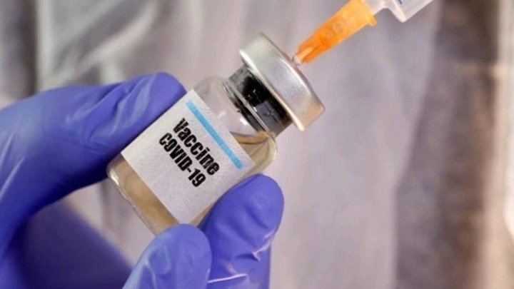 Εμβόλια - Financial Times: Δυσάρεστα νέα για όσους εμβολιάστηκαν με Pfizer