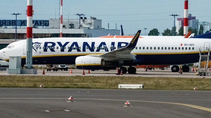 Βερολίνο: Αναγκαστική προσγείωση αεροσκάφος της Ryanair - Προειδοποίηση για βόμβα