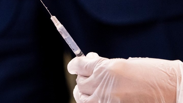 ΗΠΑ-Covid-19: Θα ξεπεραστεί σήμερα το όριο του 50% των πλήρως εμβολιασμένων ενηλίκων