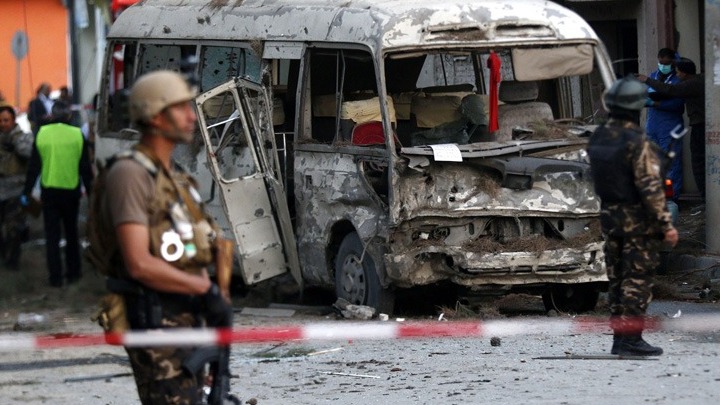 Βόμβα έπληξε λεωφορείο στο Αφγανιστάν - Τουλάχιστον 6 νεκροί