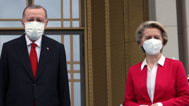 Επικοινωνία Φον Ντερ Λάιεν - Ερντογάν παραμονές της Συνόδου Κορυφής