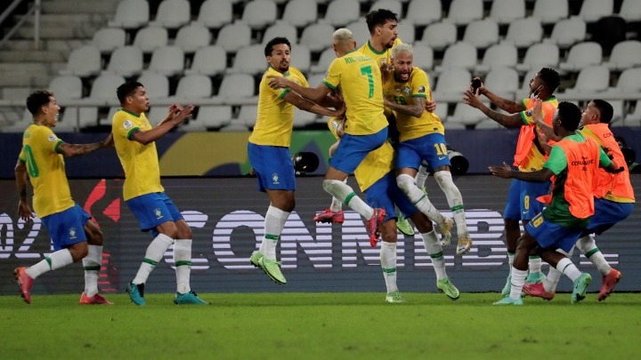 Aνατροπάρα η Βραζιλία επί της Κολομβίας - Γκολ Κασεμίρο στο 100ο λεπτό και νίκη με 2-1 (vid)
