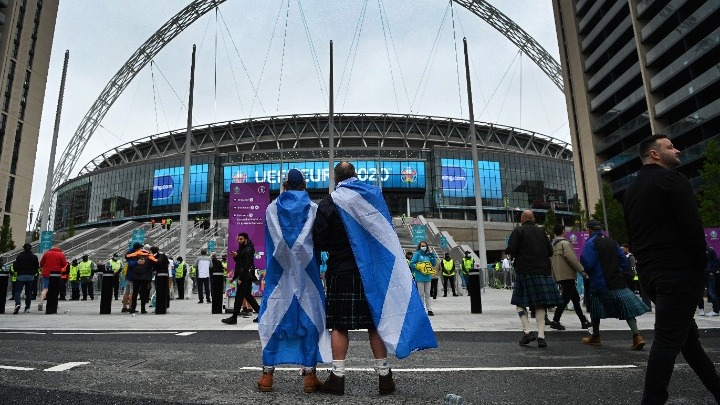 Λονδίνο: 2.000 Σκωτσέζοι θετικοί στον Covid-19 παρευρέθηκαν σε εκδηλώσεις του EURO 2020