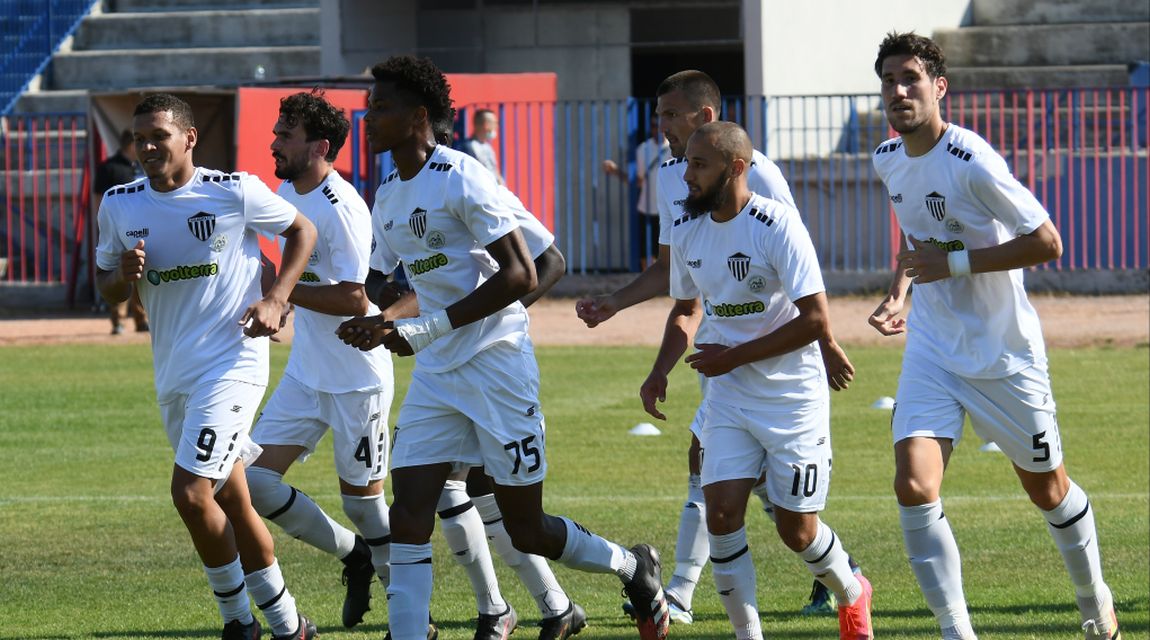 Football League - Νότος: Στέφθηκε πρωταθλήτρια η Καλαμάτα, παρά την ήττα στο Αιγάλεω (2-0)