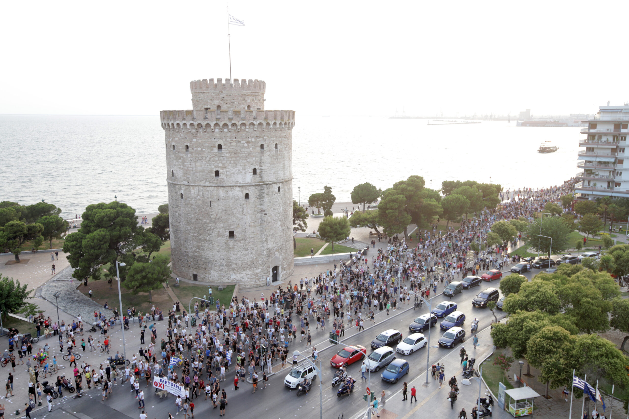 Θεσσαλονίκη: Nέα πορεία αντιεμβολιαστών