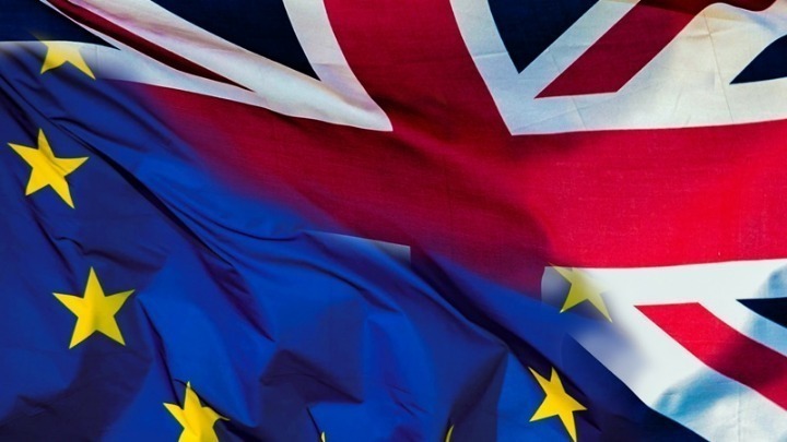 Brexit: Πάνω από 6 εκατ. πολίτες της ΕΕ αιτήθηκαν άδεια εγκατάστασης στη Βρετανία