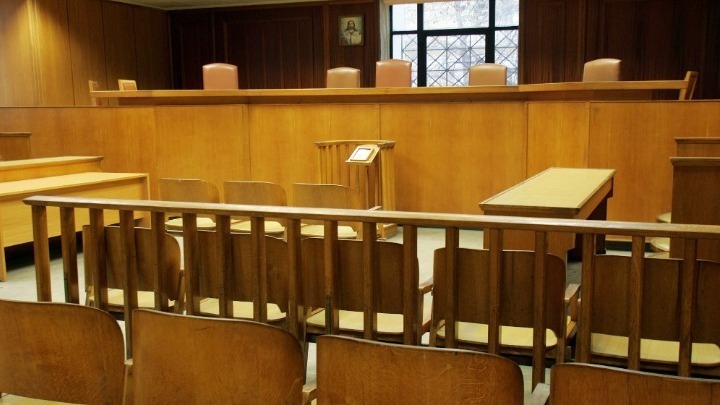 Λαμία: Στα δικαστήρια ο 53χρονος που κατηγορείται για βιασμό 19χρονης