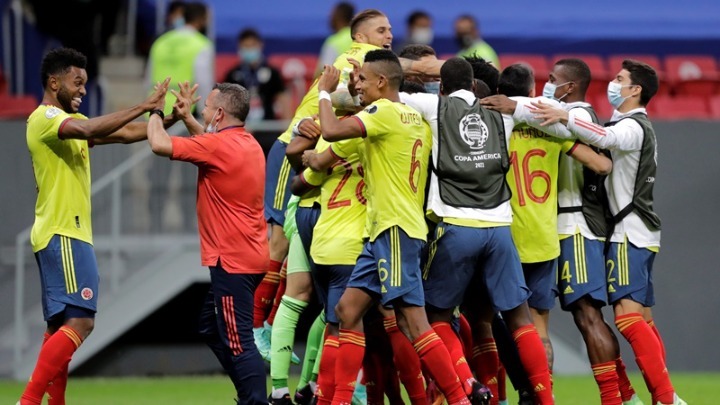 Κολομβία - Ουρουγουάη, 4-2 στα πέναλτι: Ήρωας ο Οσπίνα, που απέκρουσε 2 πέναλτι των Ουρουγουανών (vid)