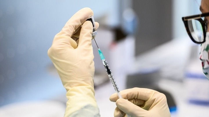 Pfizer: Η Αμερικανική κυβέρνηση έχει αγοράσει 200 εκατομμύρια πρόσθετες δόσεις εμβολίου