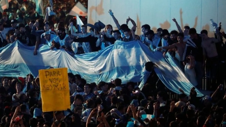 Αργεντινή: Πάρτι στη πτήση και στο αεροδρόμιο (vid)