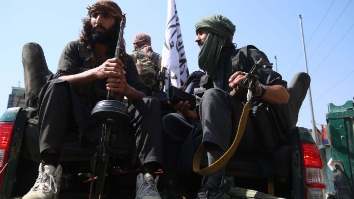 Οι Ταλιμπάν επιτίθονται σε συνεργείο του CNN (βίντεο)