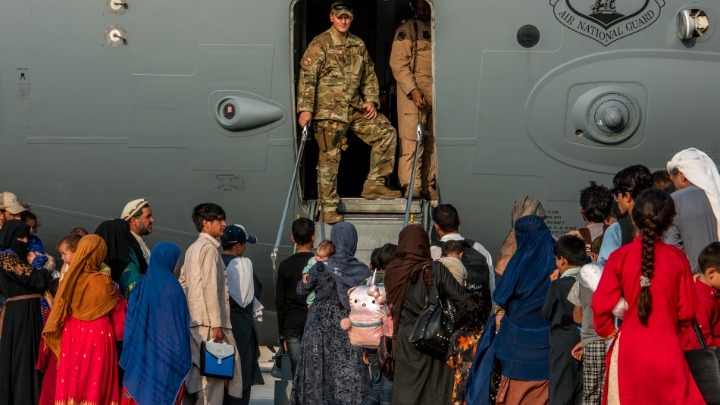 ΗΠΑ: Πάνω από 4.000 πολίτες έχουν φύγει από το Αφγανιστάν
