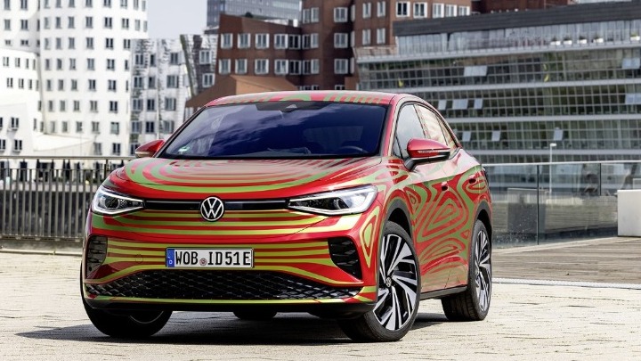 Η Volkswagen θα παρουσιάσει καμουφλαρισμένο το ID.5 GTX στο Μόναχο