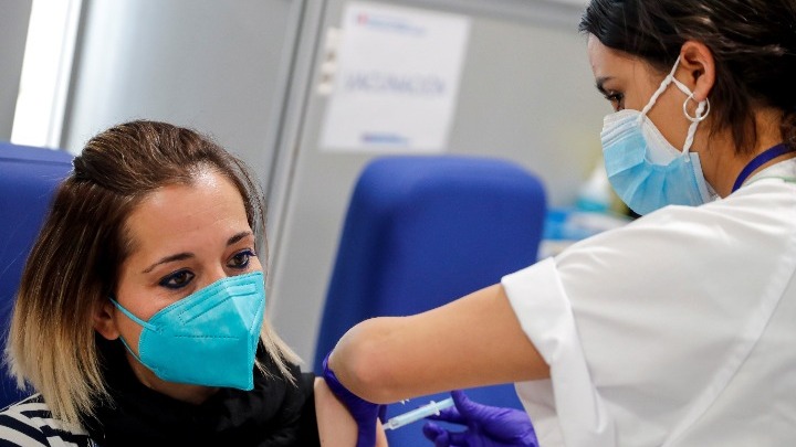 Ισπανία: Ξεκινά κλινικές δοκιμές του πρώτου εμβολίου κατά του κορονοϊού