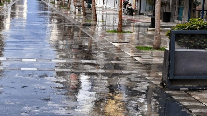 Καιρός: Κακοκαιρία με βροχή και χαλάζι σε Καβάλα και Δράμα
