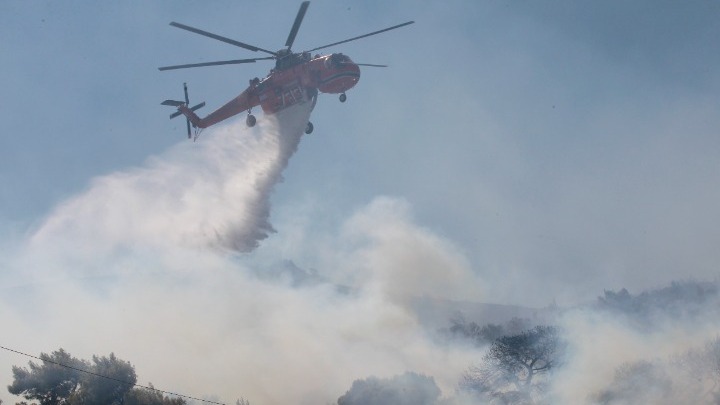 Φωτιά στην Κάρυστο: Οριοθετημένη η πυρκαγιά - Σε επιφυλακή οι δυνάμεις
