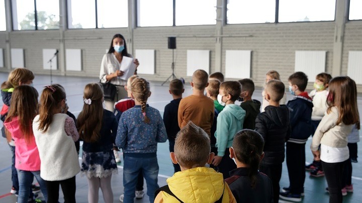 Σερβία: Παρά την επιδημιολογική κατάσταση ανοίγουν τα σχολεία