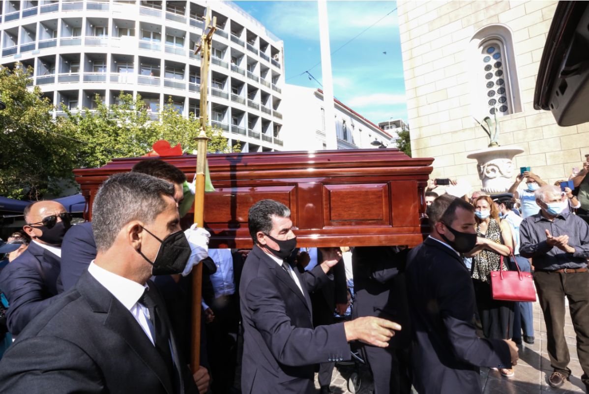 Η Δικαιοσύνη απεφάνθη: Ο Μίκης Θεοδωράκης θα ταφεί όπως το ήθελε εκείνος